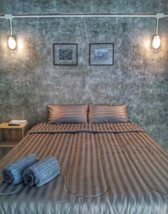 4Hearts Loft House Hotel Surat Thani Exterior photo