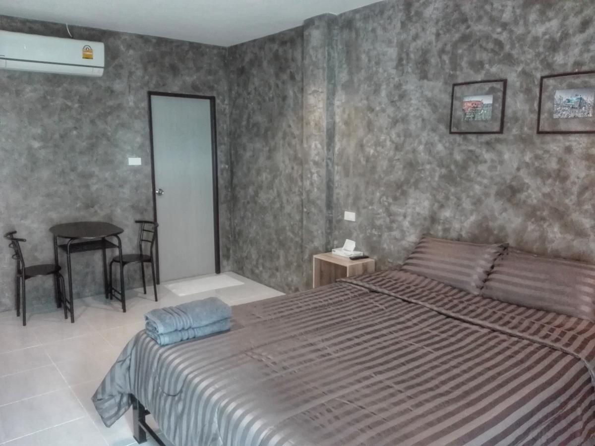 4Hearts Loft House Hotel Surat Thani Exterior photo