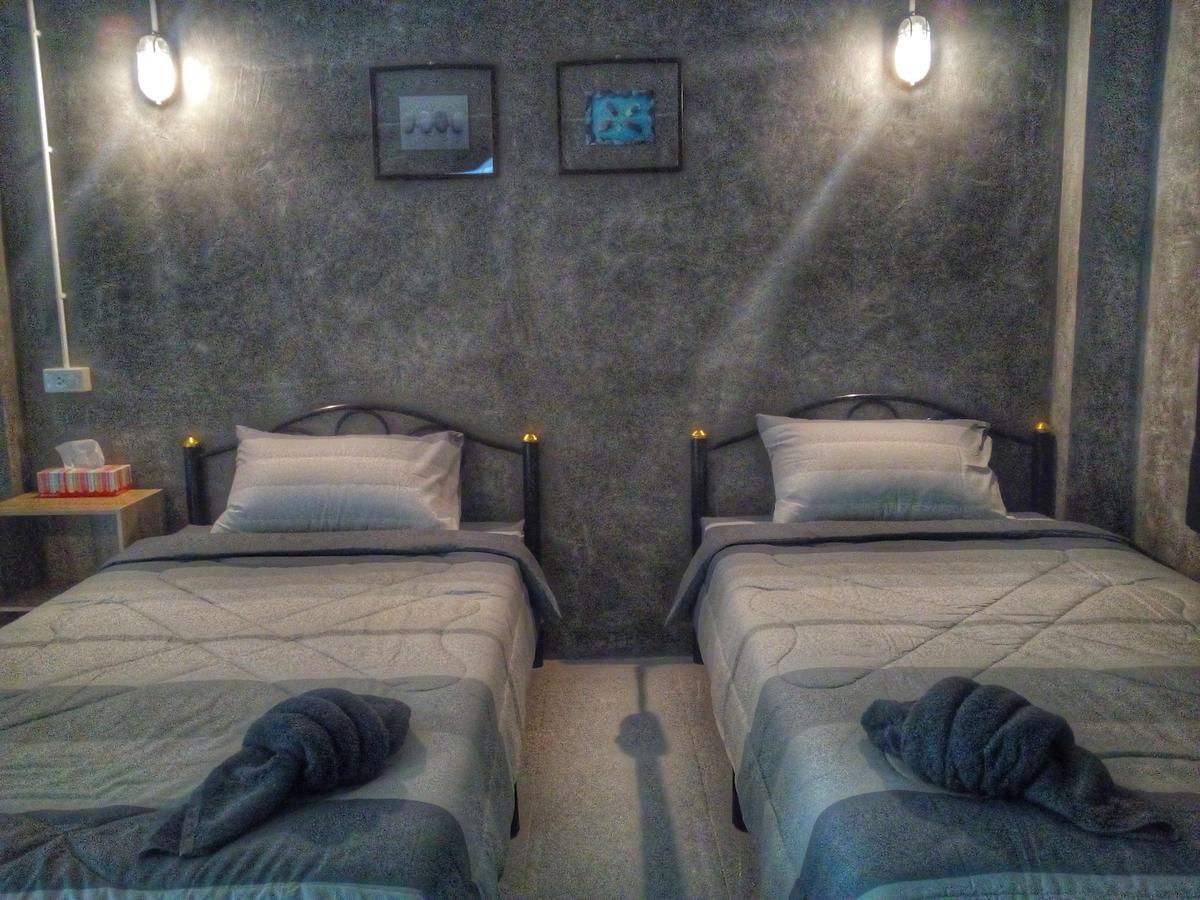 4Hearts Loft House Hotel Surat Thani Exterior photo