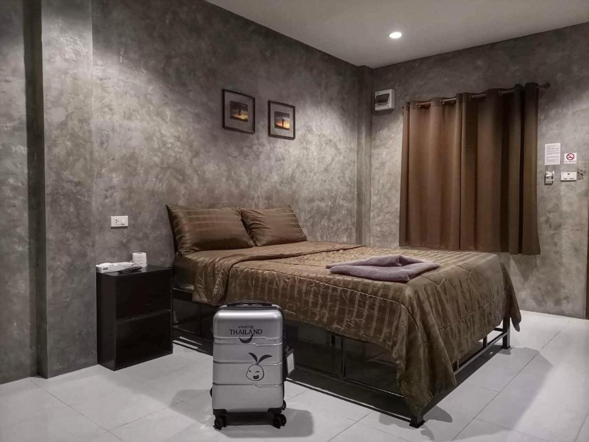 4Hearts Loft House Hotel Surat Thani Exterior photo